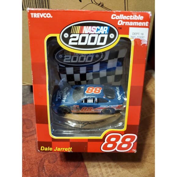 Dale Jarrett #88 Collectable Ornament Nascar 2000 - RH#42 - Picture 2 of 4